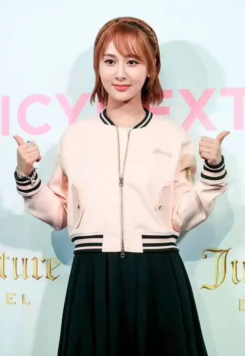 杨紫为剧中扮演好角色,痛下狠心漂亮瘦身,如今宛如阳光少女_杨紫李