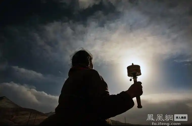藏地表情——朝佛