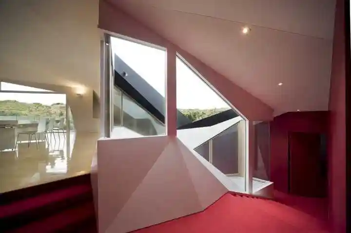 克莱因瓶,超维立方体的某段时间发现了一个好玩的别墅,mcbride