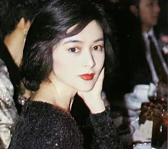 80后心中的女神之短发关之琳