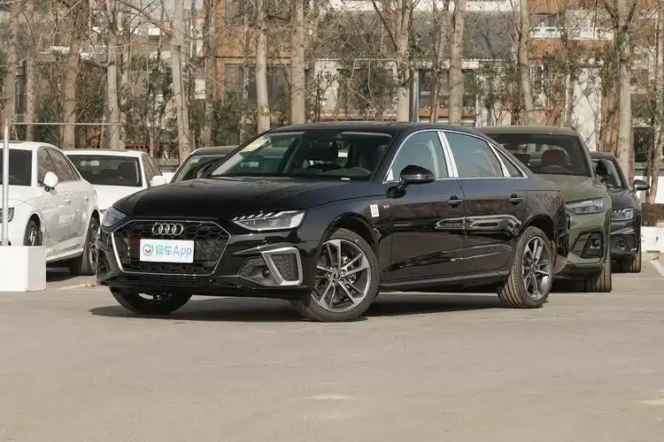 2022款奥迪a4l40tfsi时尚动感型