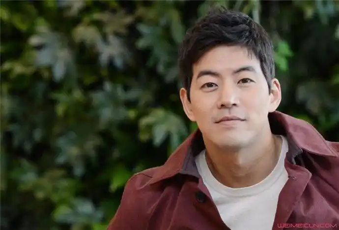 李尚允在韩国地位红吗 李尚允资料