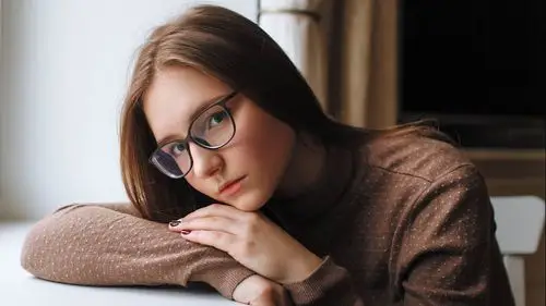 漂亮欧美美女宽屏桌面壁纸