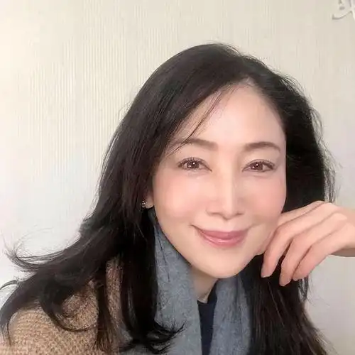 江苏50岁的阿姨晒独居生活照:悠闲自在,活出很多人理想中的样子