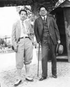 p data-id="gnst50fj8y">宋子文(1894年12月4日—1971年4月26日)