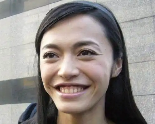 11位大嘴女明星排名,杨颖能塞拳头,舒淇最性感,有几个太惊悚