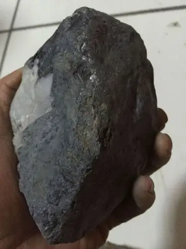 这个是金刚石原石那里有回收的知道司