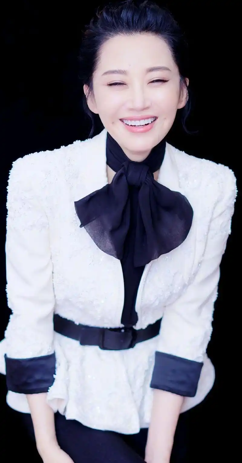 不老女神许晴高清写真图集,精致优雅,散发独特魅力