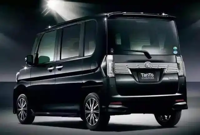 丰田发布了一款tank,好邪性的小盒子