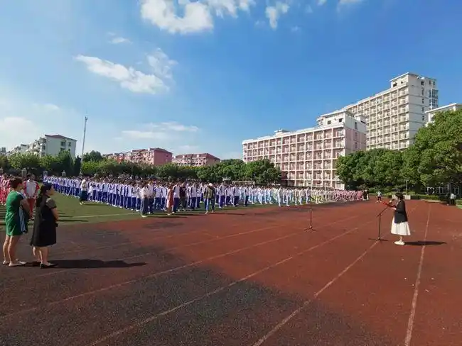 曹杨中学举行防空演练暨纪念九一八事变90周年主题教育活动