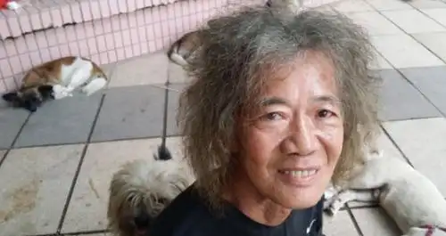 曾挥霍20年的香港富二代,现流浪街头吃剩饭,只剩一只狗相伴