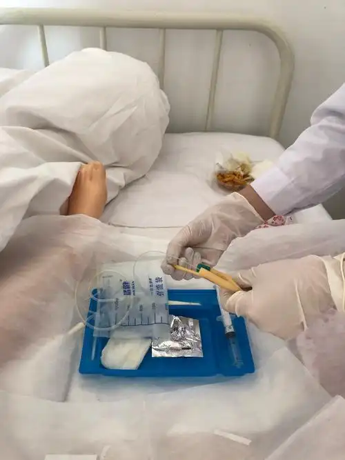 赤峰卫生学校护理实训课-导尿术