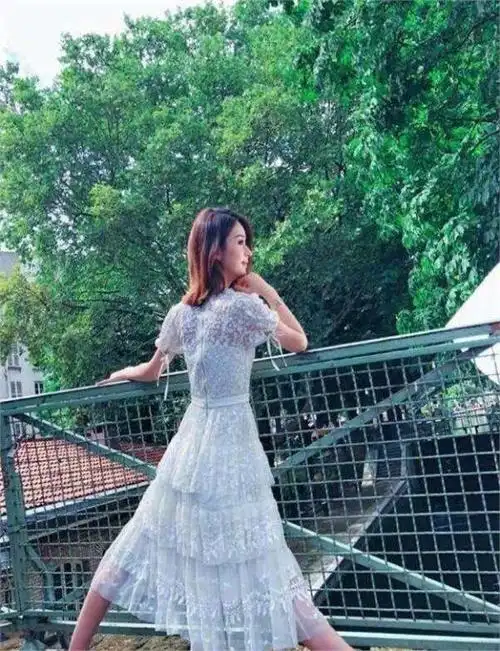 赵丽颖曝光温馨母子照,5岁儿子身高抢镜,冯绍峰基因太优秀了