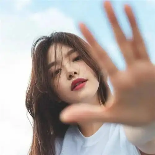 独一无二唯美的女生图片头像 高清好看唯美独特好看的头像图片女_女生