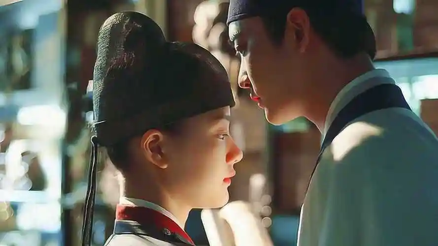 清平乐梁怀吉主动亲吻赵徽柔这幕忍不住回看10遍太甜啦