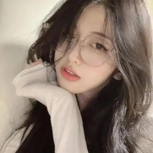 氛围感的女生微信头像有哪些