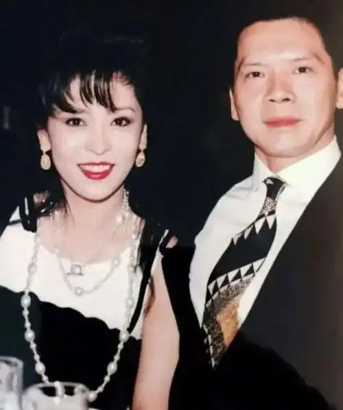 向华强个人资料和图片(向华强到底有多厉害?