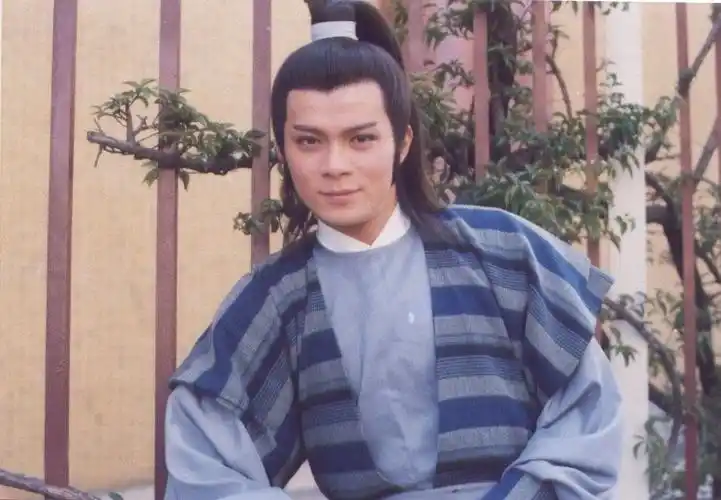 tvb老剧《江湖浪子》剧照:黄日华演绎古灵精怪的江湖小子