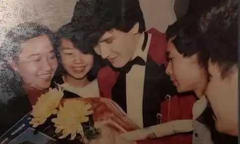 费翔是春晚爆红第一人没有人会质疑