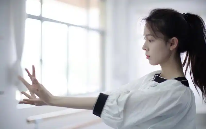 陈瑶元气活力高清桌面壁纸