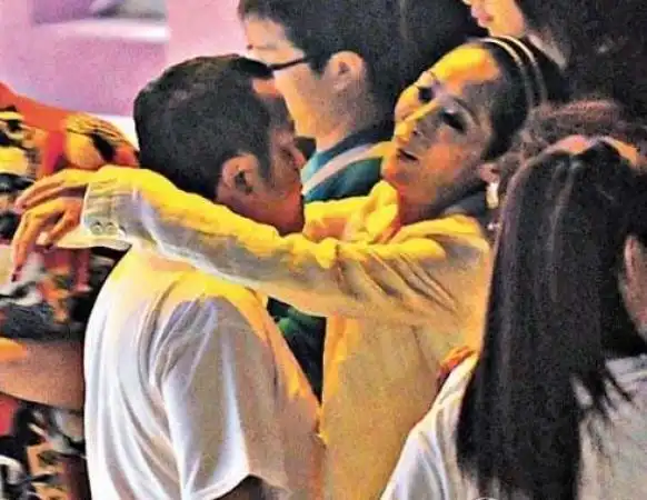 关淑怡私生子生父不丹活佛近照曝光