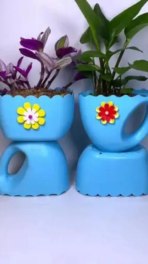 洗衣液瓶变废为宝做俩用花盆 #手工 #变废为宝 #自制花盆 #洗衣液瓶子