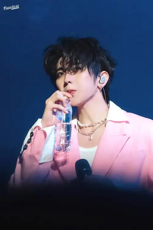 蔡徐坤2023迷巡回演唱会