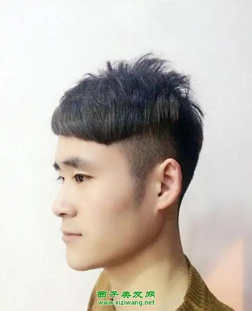 男生剃边发型设计图片 帅气又有魅力
