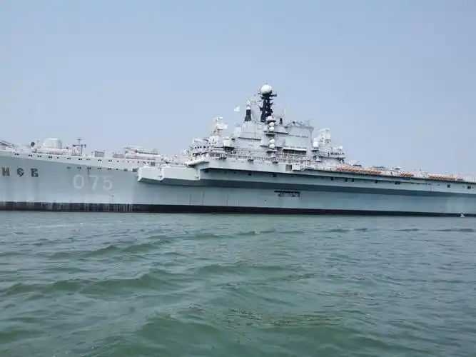 泰达航母磅礴的气势和强大的阵容,震撼!