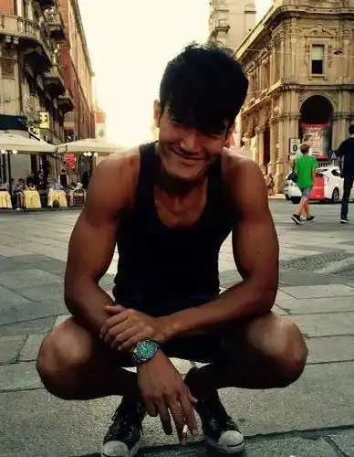 王雨甜身上有很多的意想不到除了名字就连本人都不是大家想象中的糙老