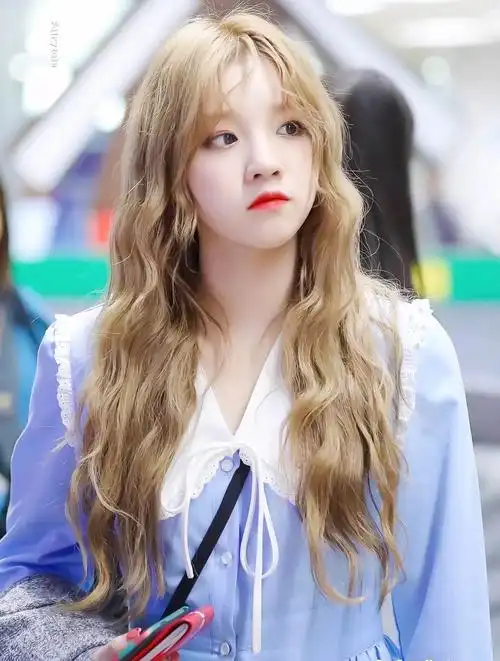 清醒发言宋雨琦16岁开启练习生生涯却因爱国遭7次抵制2