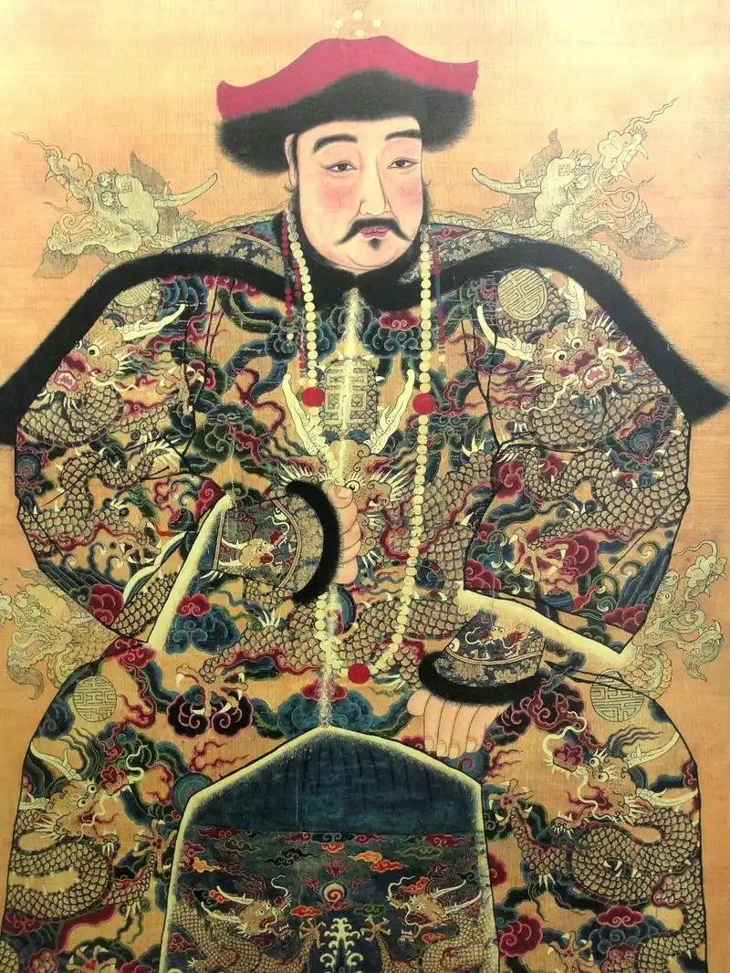 此人主动满清,成满清汉臣之首,但老婆却被满清贵族抢去