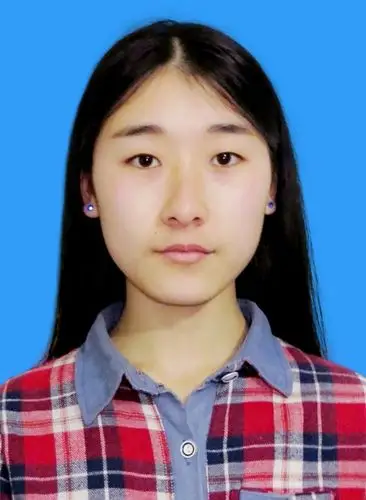 麻烦帮我把背景改成2寸蓝底的,这张照片要是洗出来会花吗,会不会模糊