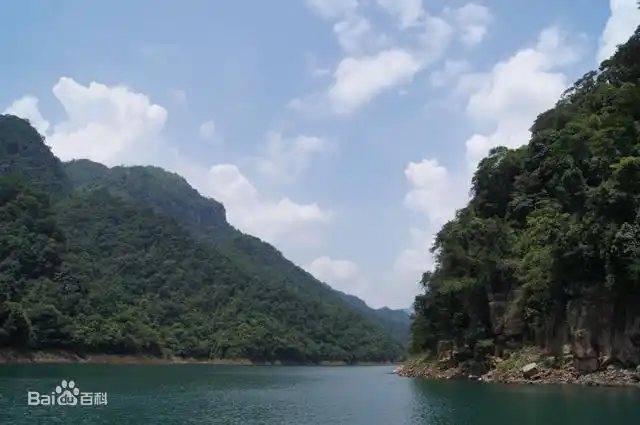 广东英德国家森林公园,位于广东省清远市英德市,在北江中游,地处南岭