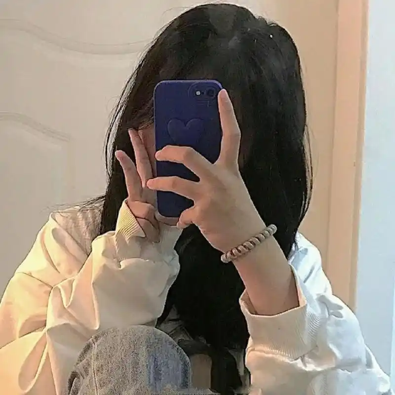 真人女生头像    单人头像不露脸93