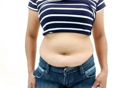 腹部表面腹部表面的胖女人照片