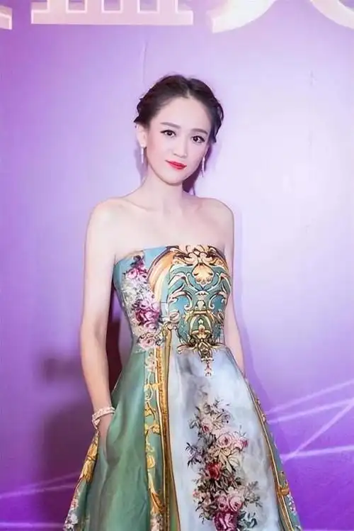 与霍建华不欢而散,43岁嫁给小9岁的富三代,陈乔恩如今幸福吗?