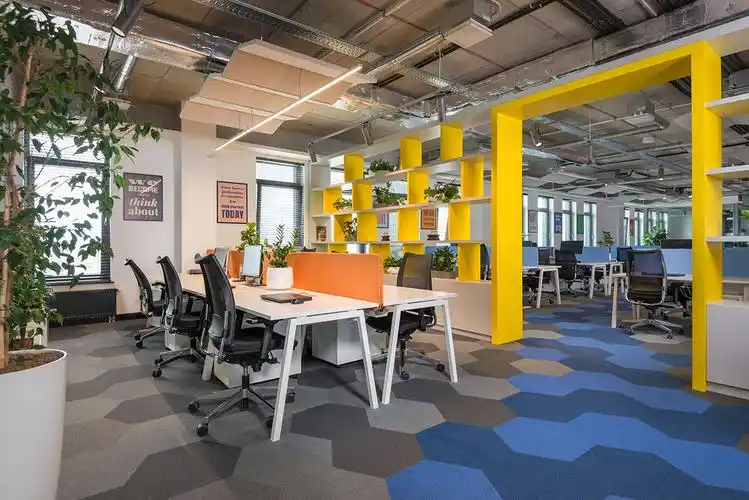 开放式办公室装修都有哪些基本特征? - 设计解码 - 成都朗煜装修公司