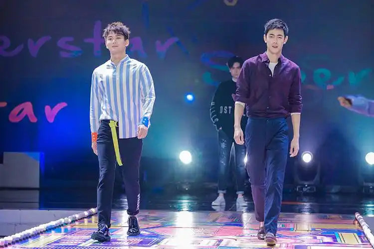 胡一天熊梓淇化身超模酷炫开场 纪凌尘分享独家减肥秘方(图文)