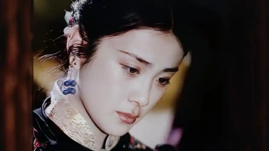 努尔哈赤 傅艺伟 "史书上都承认的丰姿绰约"‖明眸善睐