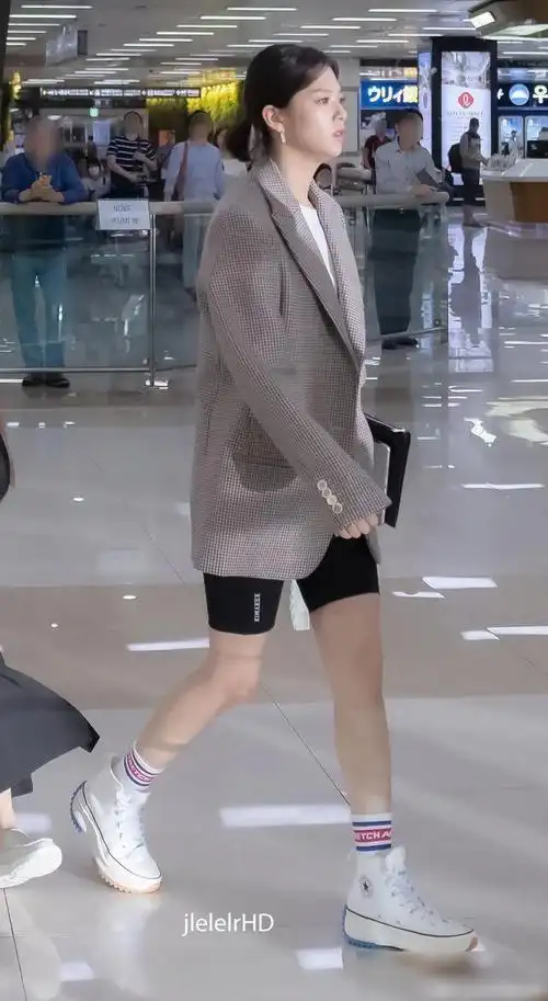 twice俞定延真人生图网友身材比例好为何脸蛋这么小