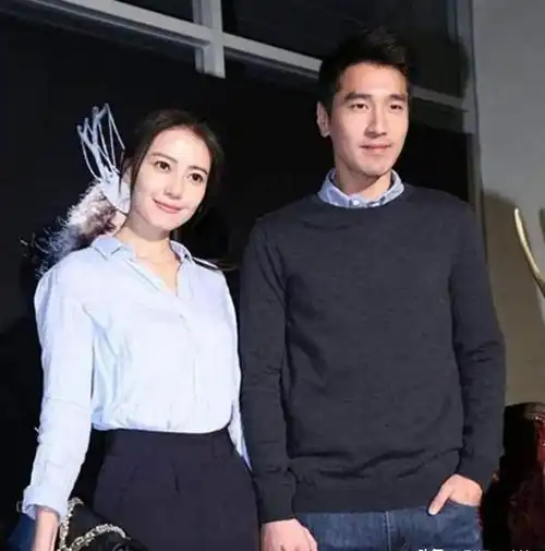 赵又廷回应"夺妻之仇",谈及妻子高圆圆,情绪都写在脸上