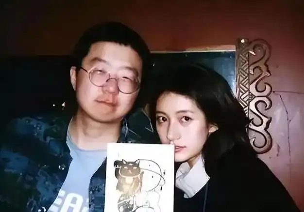 知名记者曝李诞被讯问,情节严重或将判刑,最后露面落魄!