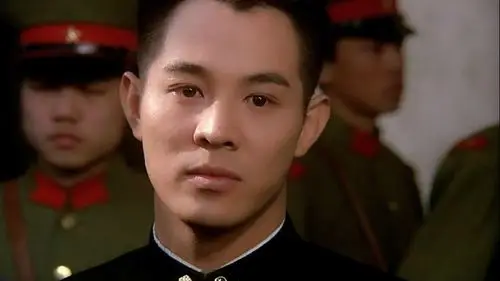 能hold各种发型的巨星李连杰