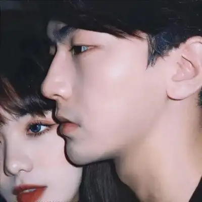 2022年最火爆的情侣头像一人一张真人