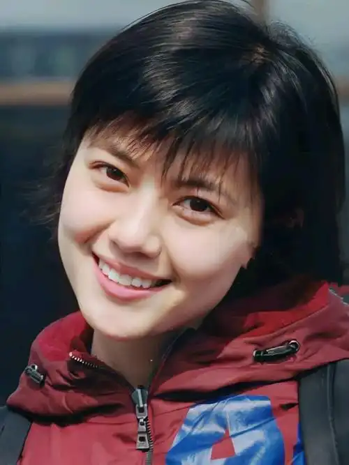 高圆圆大学时期就已经美爆了