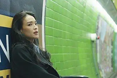 女星影视剧抽烟镜头盘点!倪妮太有女人味了,杨幂简直气场全开