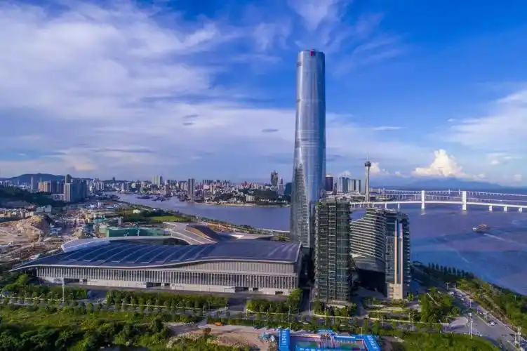 9沿莞佛高速公路行驶220公里,过黄阁南路8#桥,朝中山珠海江门湛江方向