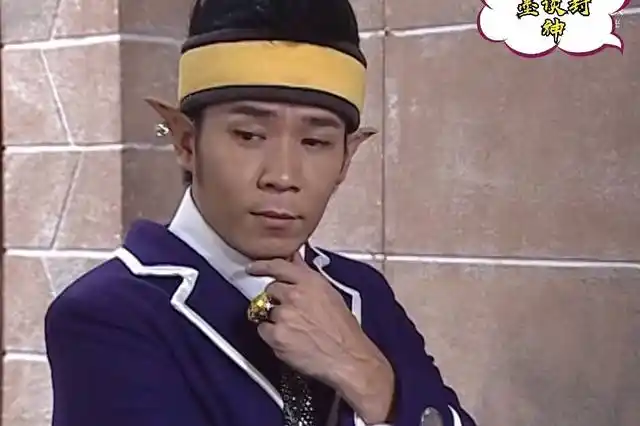 萌学园:这家伙什么身份,居然知道坚尼不是镜中人