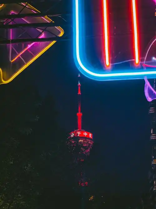 赛博朋克的成都